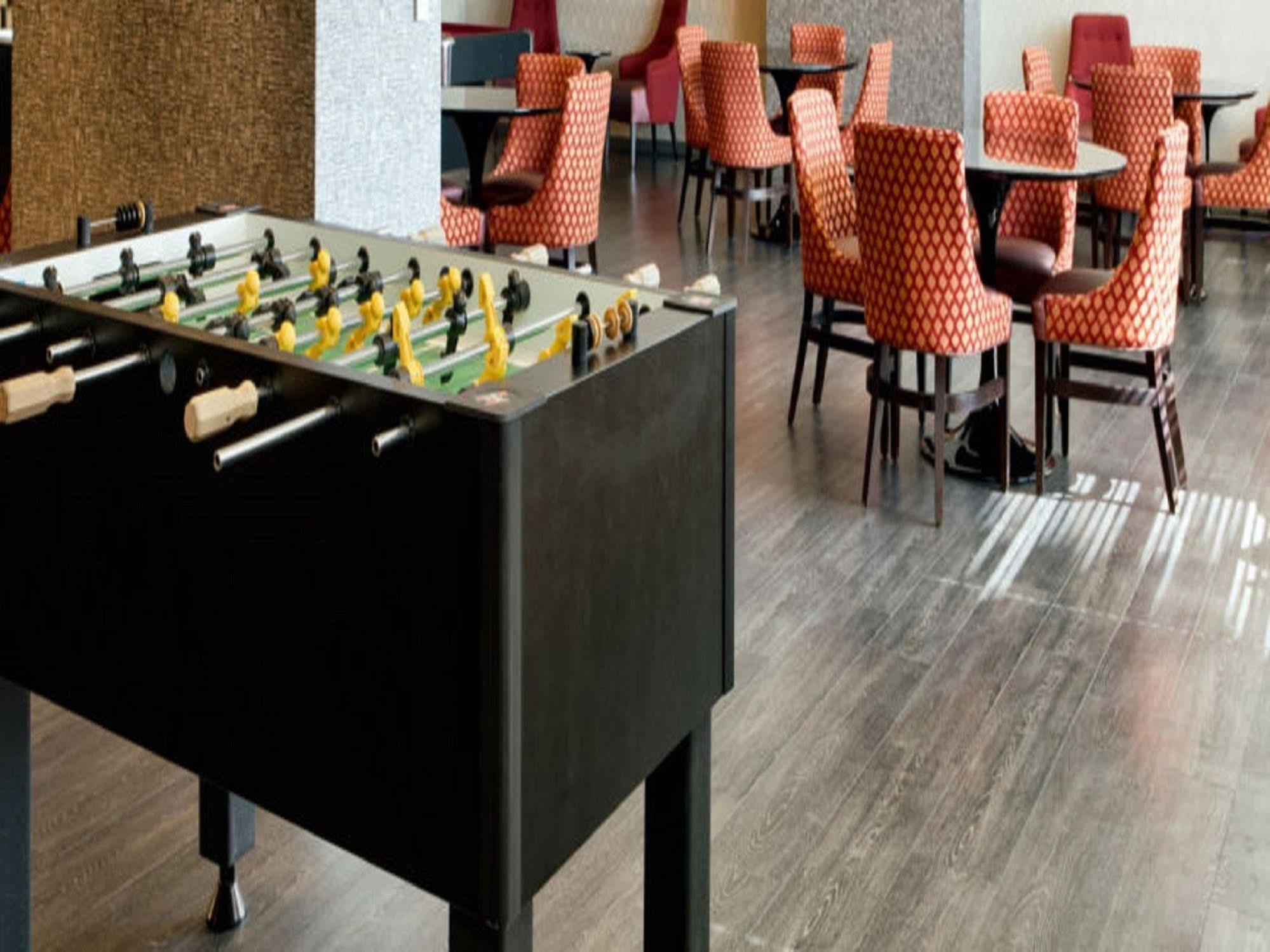 Global Luxury Suites At Exchange 泽西 外观 照片