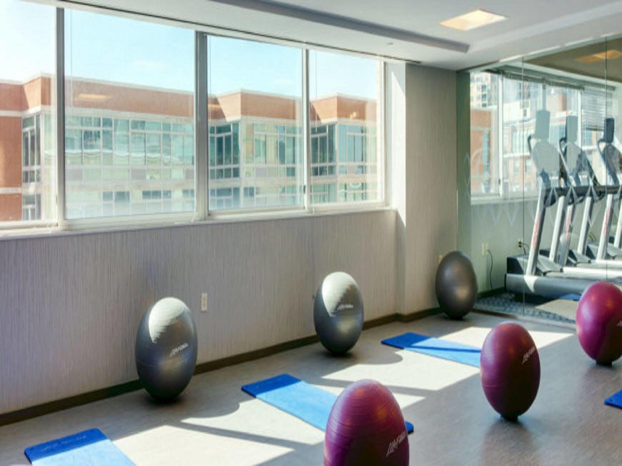 Global Luxury Suites At Exchange 泽西 外观 照片