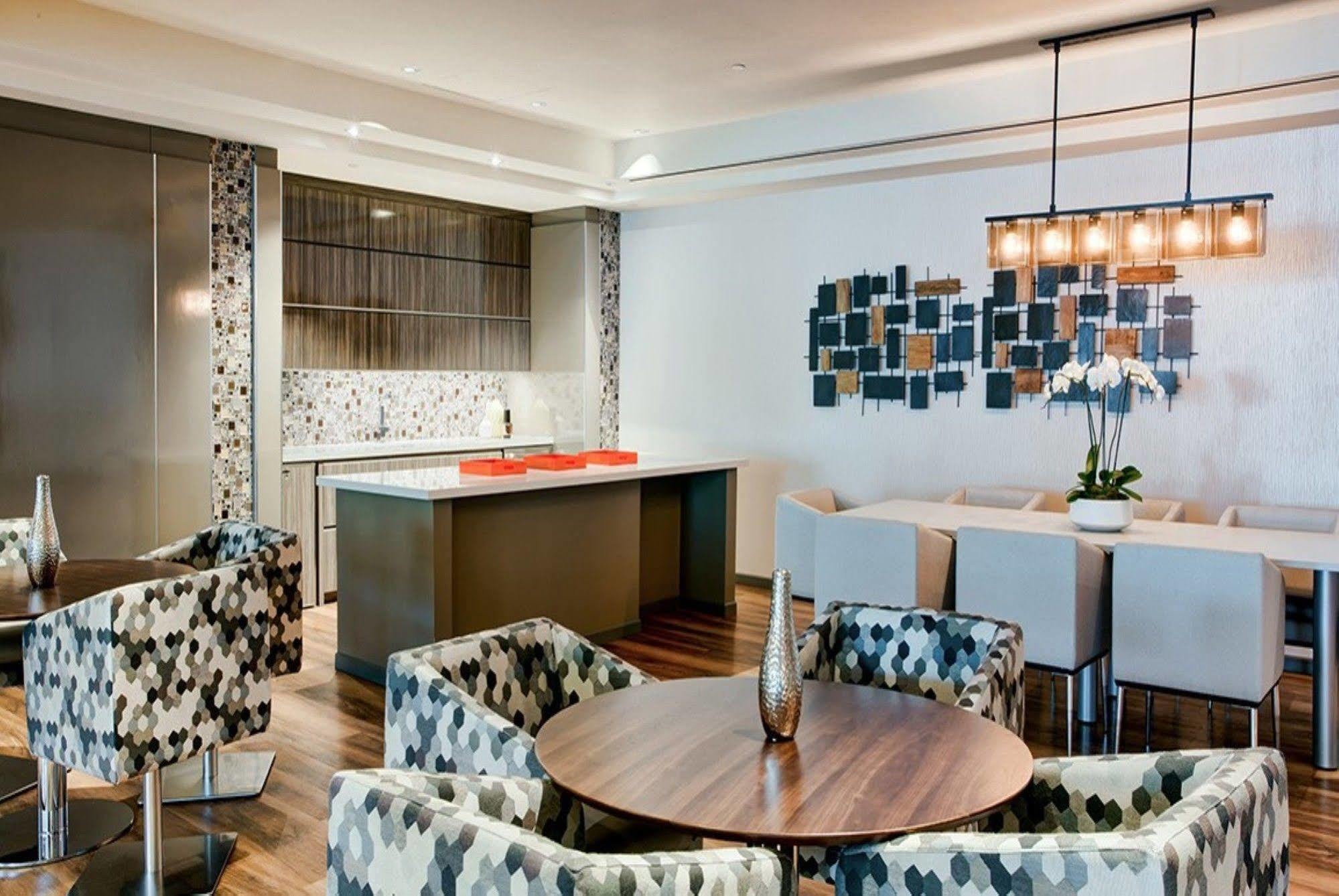 Global Luxury Suites At Exchange 泽西 外观 照片